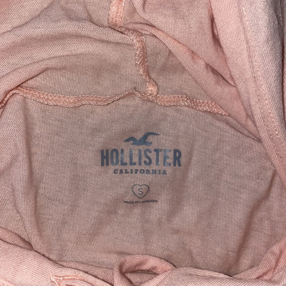 Hollister Long Sleeve - Picture 3 of 3